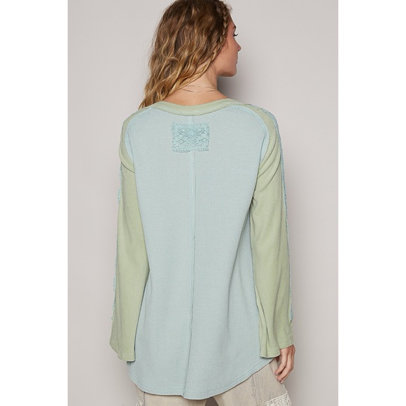 POL Color Block Lace Trim Long Sleeve Henley Top in Seafoam Green - Picture 3 of 5